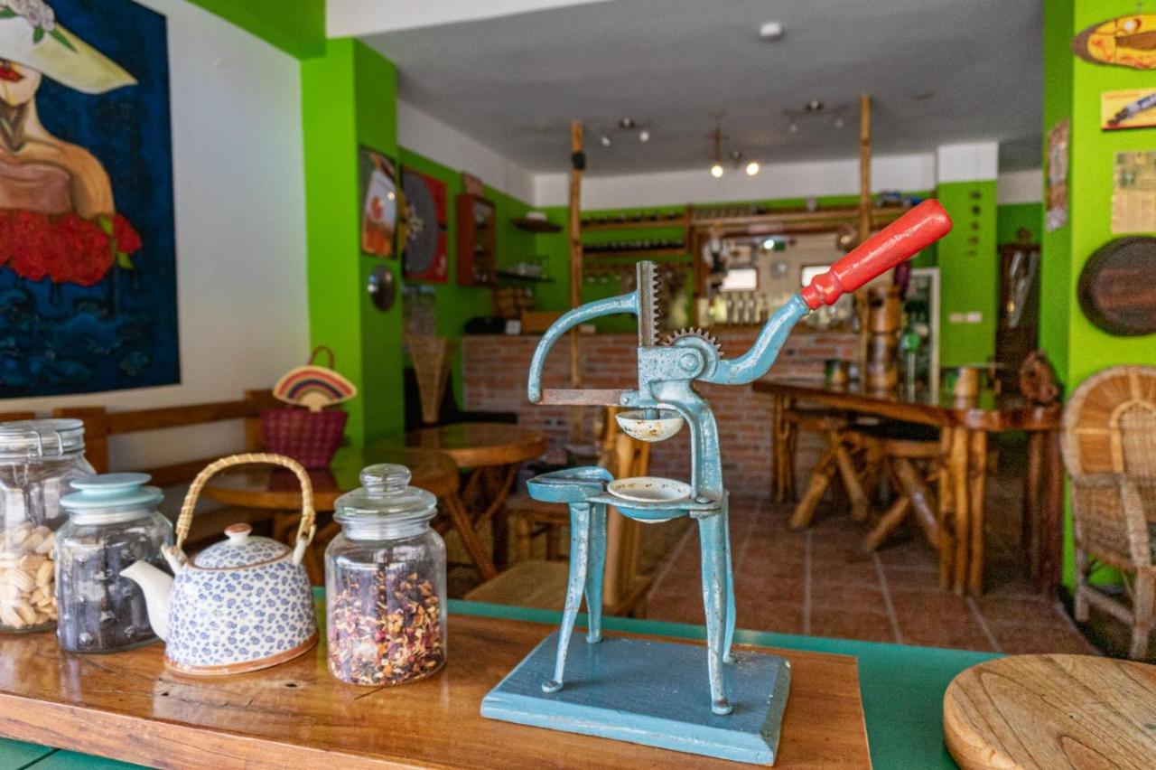 Hotel Boutique Hurvinek Montañita Екстериор снимка
