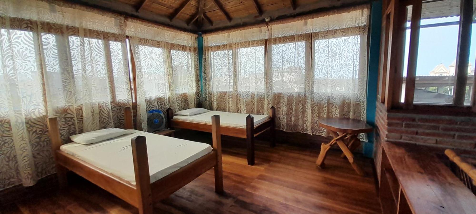 Hotel Boutique Hurvinek Montañita Екстериор снимка