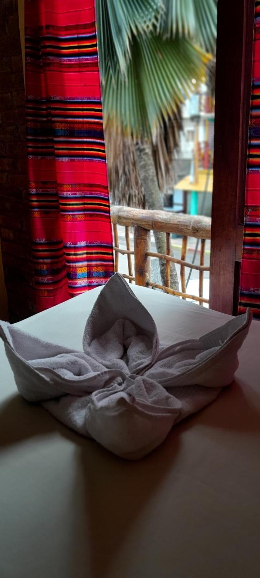 Hotel Boutique Hurvinek Montañita Екстериор снимка